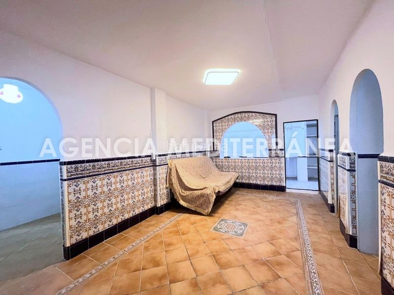 Foto ee5c7806-0e2a-4118-913c-d5567d878e7b. Casa adossada a Oliva nova Oliva