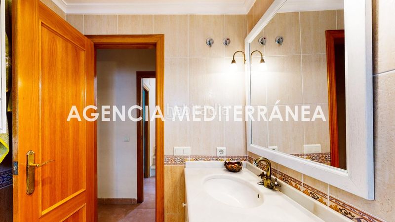 Foto 8793ced7-fc31-455d-b9de-828777e638c0. Towny house with heating parking pool in Rascanya Pobla de Vallbona (la)