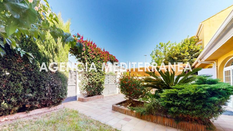 Foto 972d97b4-0bc7-476d-81ca-10e741176b6c. Towny house with heating parking pool in Rascanya Pobla de Vallbona (la)
