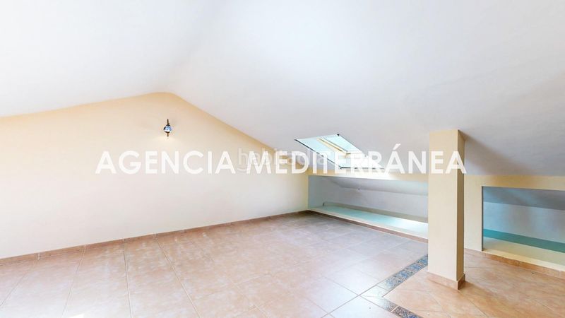 Foto a729a273-f590-43c2-a8a0-1fb0dd09883b. Towny house with heating parking pool in Rascanya Pobla de Vallbona (la)