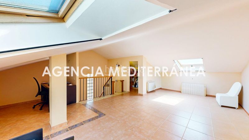 Foto b55f55f3-cd77-4112-a094-a2dd8582e610. Towny house with heating parking pool in Rascanya Pobla de Vallbona (la)