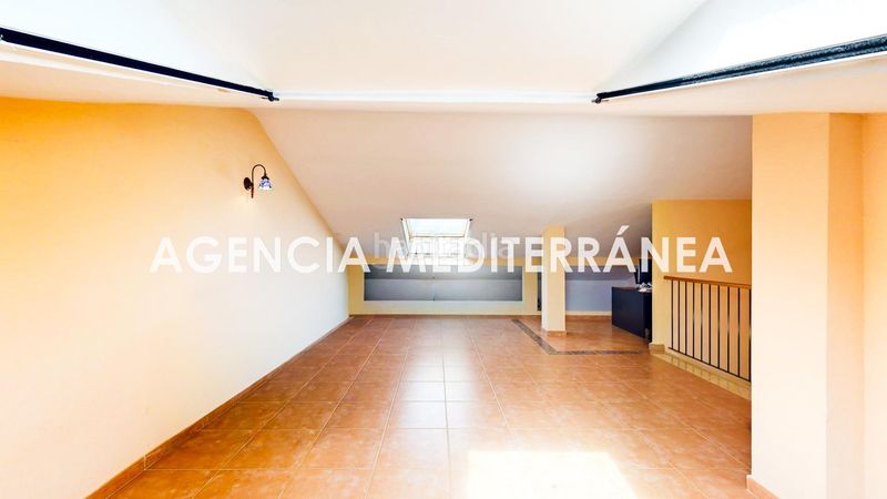 Foto f2c3f930-3655-4dbd-a454-a10a2de82471. Towny house with heating parking pool in Rascanya Pobla de Vallbona (la)