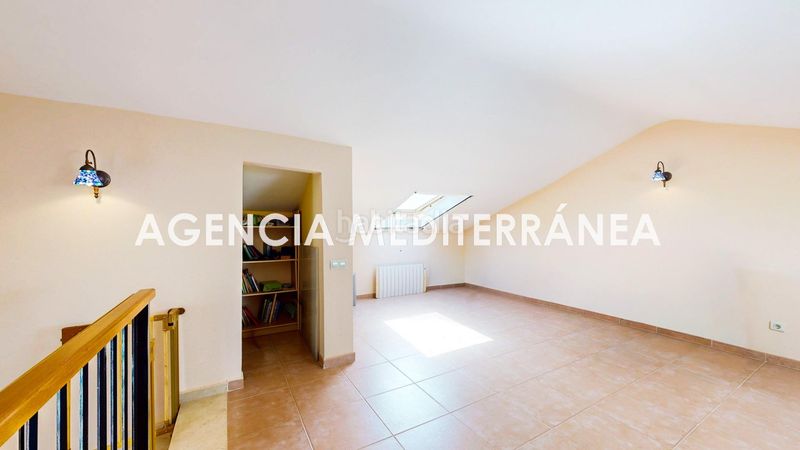 Foto f80568bc-803d-42d1-99af-7a2594d67413. Towny house with heating parking pool in Rascanya Pobla de Vallbona (la)