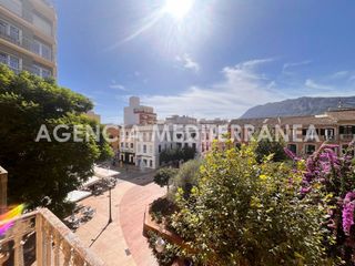 Flat in Centro Urbano. Piso en la calle campos de denia con ascensor y muchas posibilid