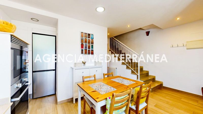 Foto 214ea09b-77a2-4ce4-af37-1fa4d87d2bb8. Casa adosada adosado en venta en san antonio de benageber, con piscina independiente. en San Antonio de Benagéber