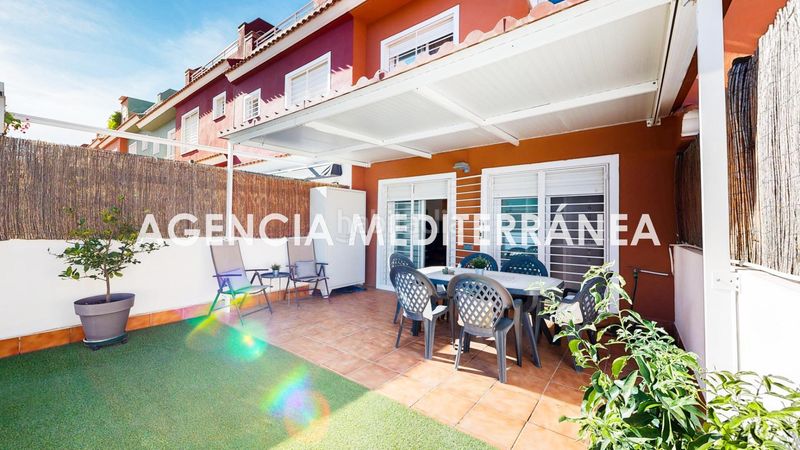Foto 532075e4-492c-4e79-a72e-2b62a6915731. Casa adosada adosado en venta en san antonio de benageber, con piscina independiente. en San Antonio de Benagéber