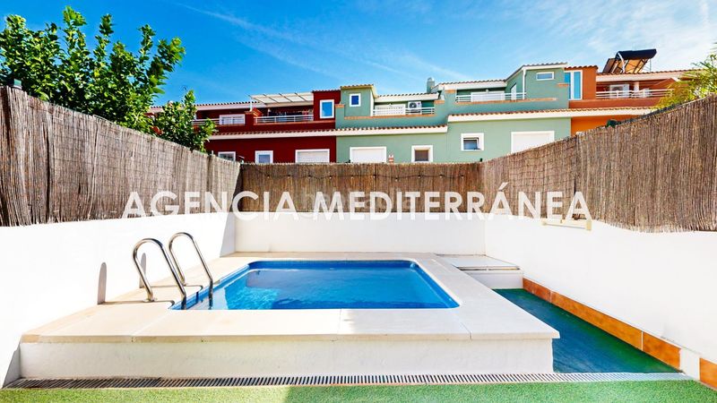 Foto 7605e89f-a418-4b0f-90d1-92407d41d59d. Casa adosada adosado en venta en san antonio de benageber, con piscina independiente. en San Antonio de Benagéber