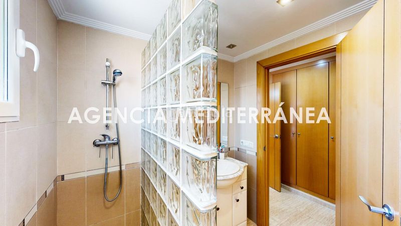 Foto 9b04c08f-907e-4910-9954-e8ec8c2a6018. Casa adosada adosado en venta en san antonio de benageber, con piscina independiente. en San Antonio de Benagéber