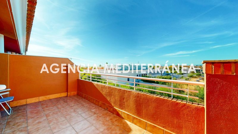 Foto cc8bdbc6-41ad-46fa-9b10-b43b2b8beea9. Casa adosada adosado en venta en san antonio de benageber, con piscina independiente. en San Antonio de Benagéber
