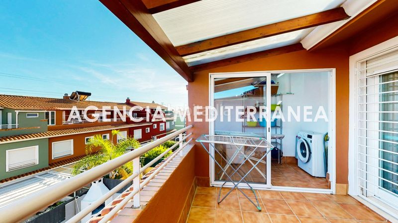Foto e99a1813-e724-42e5-b880-8cfcccb68e9d. Casa adosada adosado en venta en san antonio de benageber, con piscina independiente. en San Antonio de Benagéber