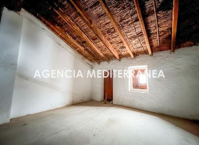 Foto d8d2f28d-3e5b-4a46-bdeb-2d9572659823. Casa a Alcácer