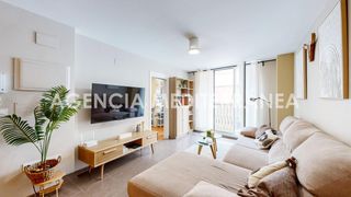 Etagenwohnung in Picassent. Amplia vivienda de 3 habitaciones junto al mercado municipal de