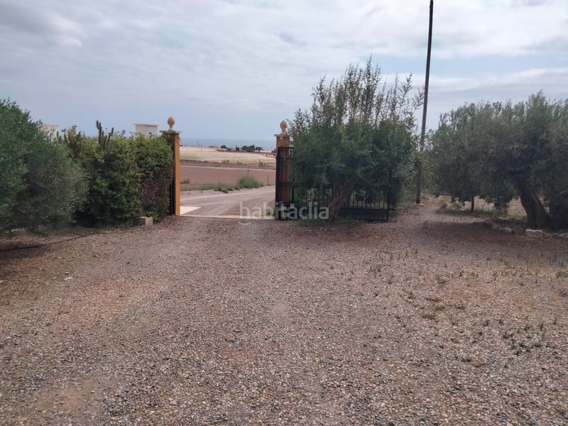 Foto 1922726e-fc53-4c31-a6c5-76b67824e13a. Masia amb xemeneia aparcament a Tébar - Los Arejos Águilas