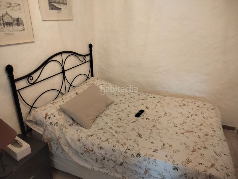 Foto b38c9b93-62fd-467a-b342-f42d5b0ffd0c. Masia amb xemeneia aparcament a Tébar - Los Arejos Águilas