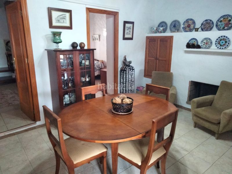 Foto fda0688e-5c33-4424-b3dc-d34b2bcb777e. Masia amb xemeneia aparcament a Tébar - Los Arejos Águilas