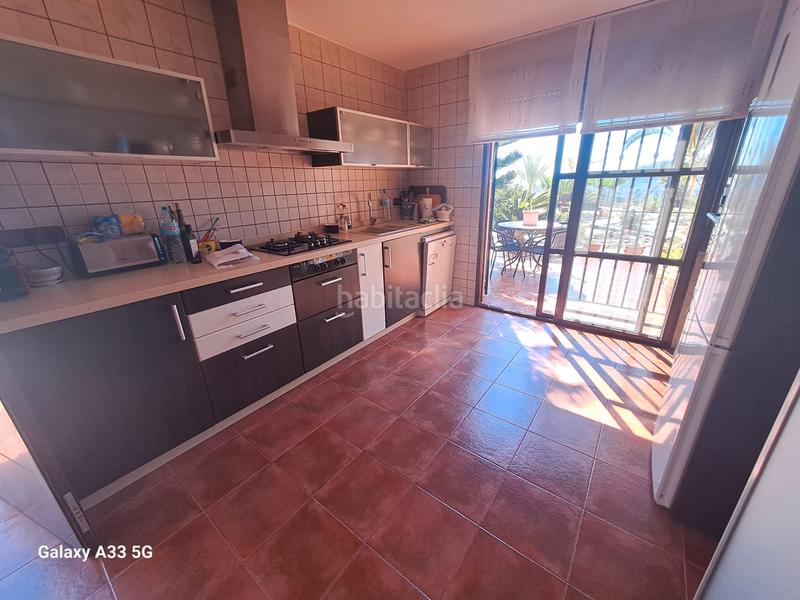 Foto cd5c7e92-34e9-458f-8cc4-3c5a35c08d34. Xalet amb xemeneia calefacció piscina a Garrobillo Lorca