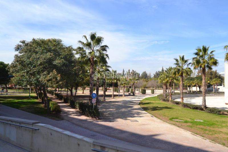 Foto 0af37bd5-2df6-41ad-874f-d28ec63670ad. Local commercial dans La Petxina Valencia