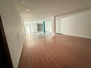 Local Comercial  Carrer d'almoines. Local comercial en venta en valencia