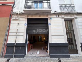 Lloguer Local Comercial  N/a. Almacén en alquiler en valencia