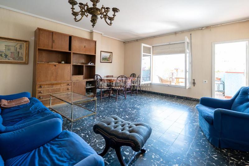 Foto 593124be-6fe9-440f-a542-380c588435d8. Piso  en venta en La Petxina Valencia