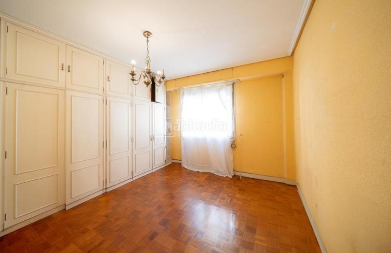 Foto 74c38a3a-ce7c-4ef7-a111-b3a4b58f0563. Piso  en venta en La Petxina Valencia