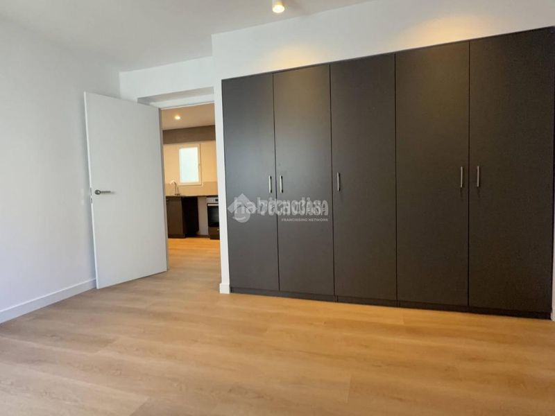 Foto f2aab666-6567-4cba-9ec8-1bbb11757bc1. Pis a Nou Moles Valencia