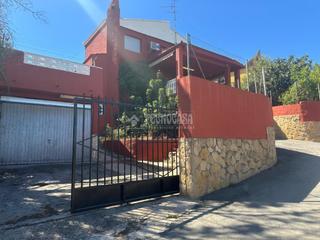 Haus in Sierra Perenchiza-Cumbres de Calicanto-Sto Domingo. Casa en venta en chiva