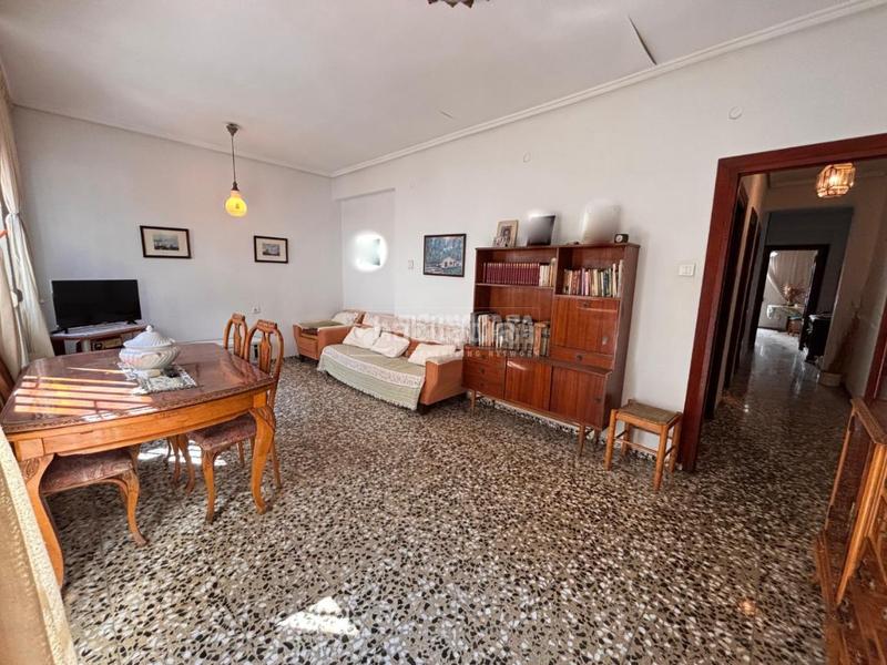 Foto 7a356d10-7d16-452e-8f49-e3999e5251fa. Piso  en venta en Nou Moles Valencia