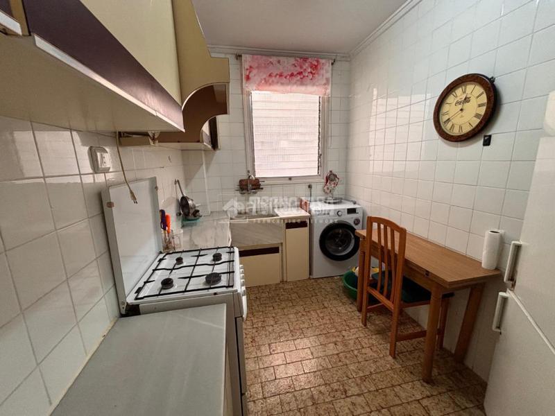 Foto c5cb100d-5653-4bf3-93ce-817829bb2093. Piso  en venta en Nou Moles Valencia
