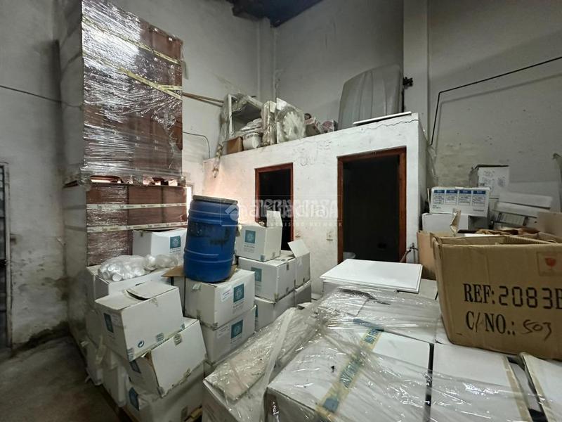 Foto 04201c21-60b8-4942-823c-cd45e9260e99. Locale commerciale in Nou Moles Valencia