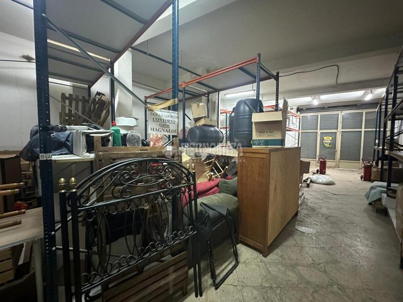 Foto a38fd29c-5166-42f2-a593-37b3e2d73db1. Locale commerciale in Nou Moles Valencia