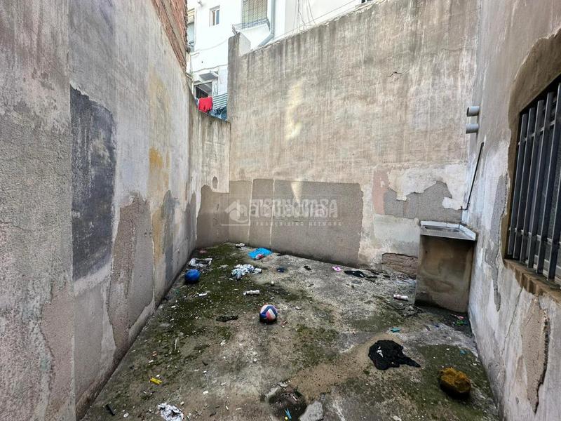 Foto b6683826-f863-468d-b420-4ebe12dbe551. Locale commerciale in Nou Moles Valencia