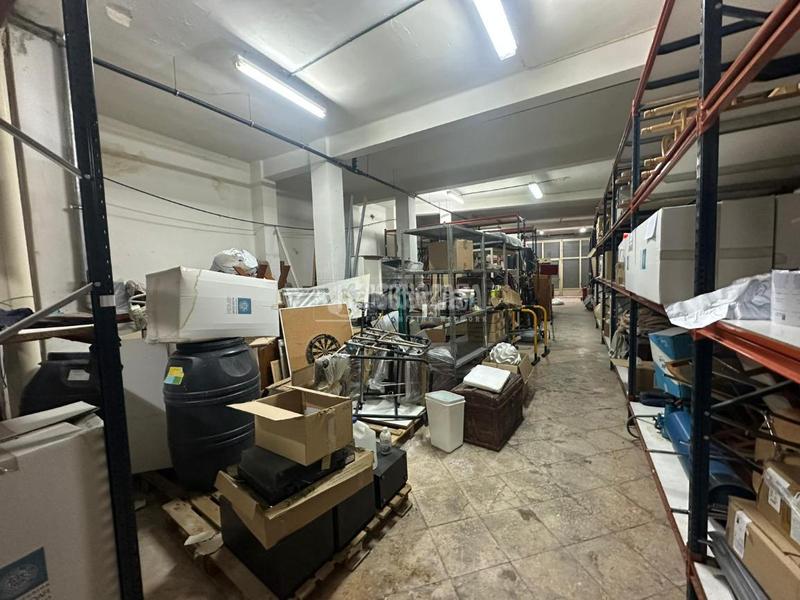 Foto c72bc840-b77b-4ea2-bc40-fde48d470339. Locale commerciale in Nou Moles Valencia