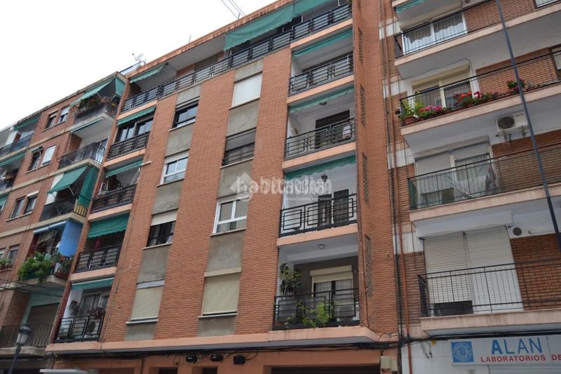 Foto 80cf253b-a631-4814-8a01-01a0cb595f33. Pis amb aparcament a Nou Moles Valencia