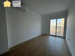 Etagenwohnung in El Altet