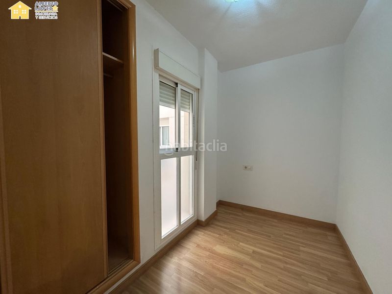 Foto 6418729c-52d1-4186-9018-1491eee30800. Rent flat in El Altet Elche / Elx