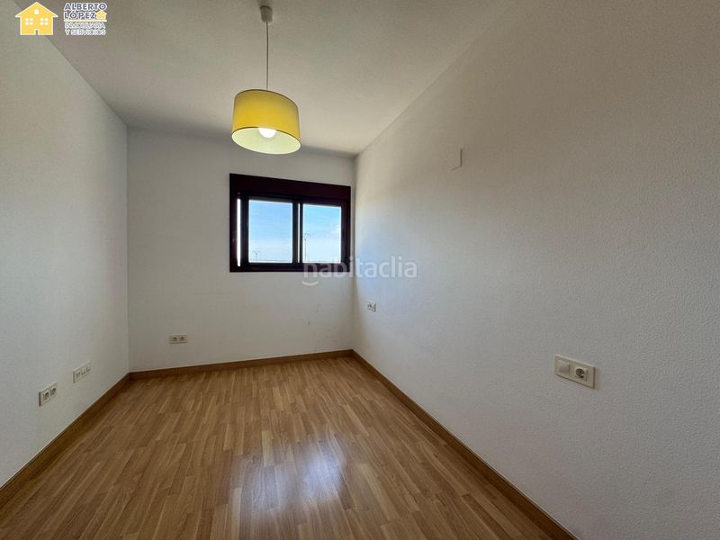 Foto 83054261-03ed-4a15-98eb-b36e564d89bd. Rent flat in El Altet Elche / Elx