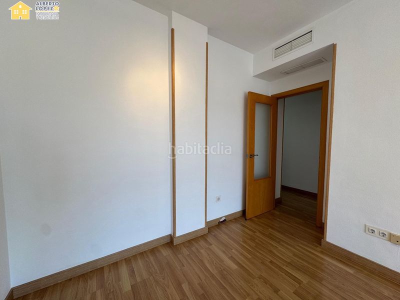 Foto ecfc6ce1-c32f-4c1c-a966-552443928860. Rent flat in El Altet Elche / Elx