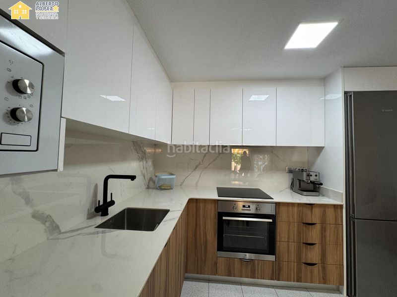Foto 2a29680f-d090-46b6-93bf-b49855b542a5. Affitto duplex con riscaldamento parcheggio piscina in Elche / Elx