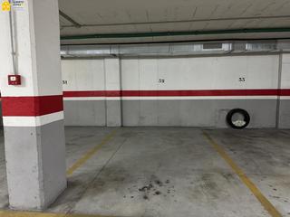 Parking coche en El Altet