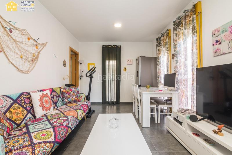 Foto 10260b5a-b766-4459-8c8e-08634dedfa22. Apartament amb aparcament a El Altet Elche / Elx