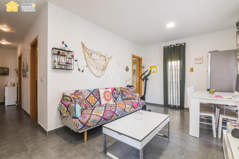 Foto d564abfe-46a6-4177-a75e-ea7f4fb82c4b. Apartament amb aparcament a El Altet Elche / Elx