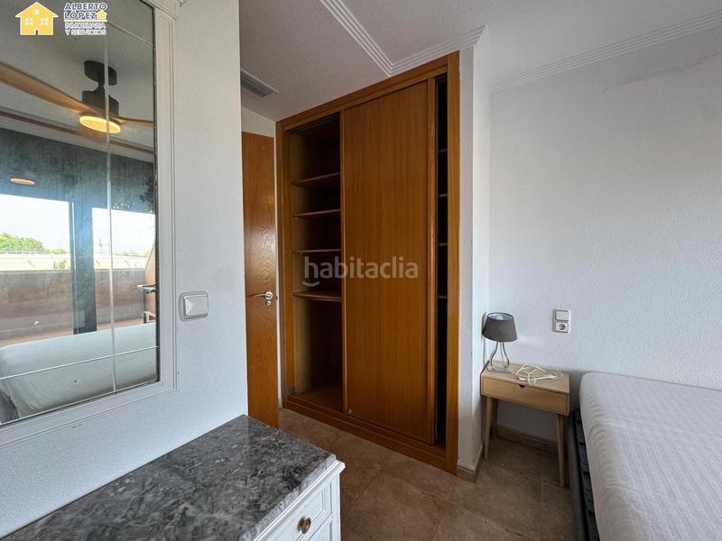 Foto 0a6d29fa-1aec-46c8-8e9a-8d45320e3e8b. Alquiler piso  en alquiler en Los Arenales del Sol con aire acondicionado y piscina comunitaria en Elche / Elx