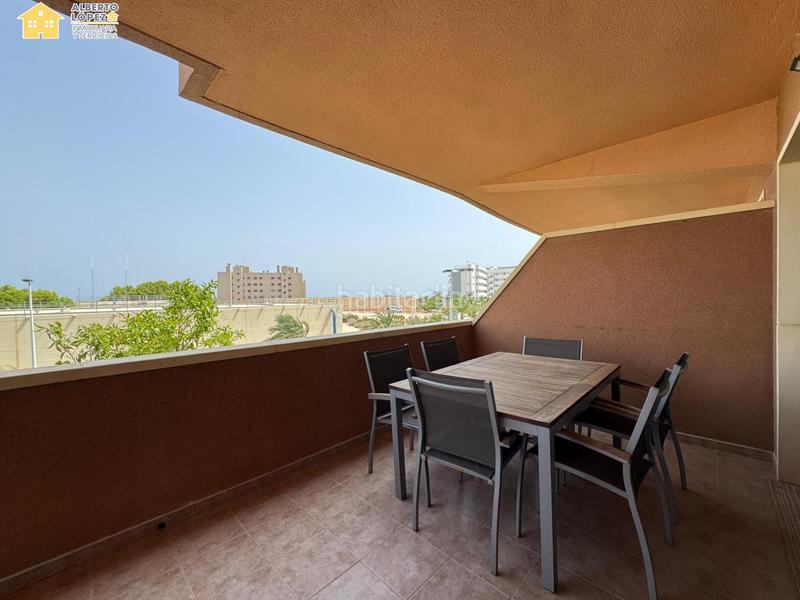Foto cedd041b-e2ba-44e9-a327-ecaa31abd2a8. Alquiler piso  en alquiler en Los Arenales del Sol con aire acondicionado y piscina comunitaria en Elche / Elx