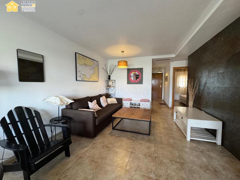 Foto 71d2577a-b162-4fdf-a2e1-e359e6fbe6de. Rent flat with heating parking pool in Los Arenales del Sol Elche / Elx