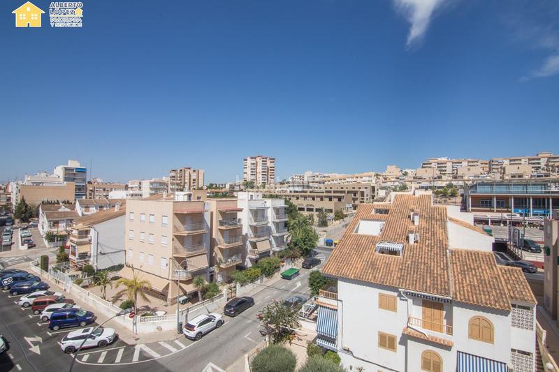 Foto 09fb4437-28f3-4c63-926e-f2bafe8c8c40. Piccolo appartamento in Calas Santiago Bernabeu Santa Pola