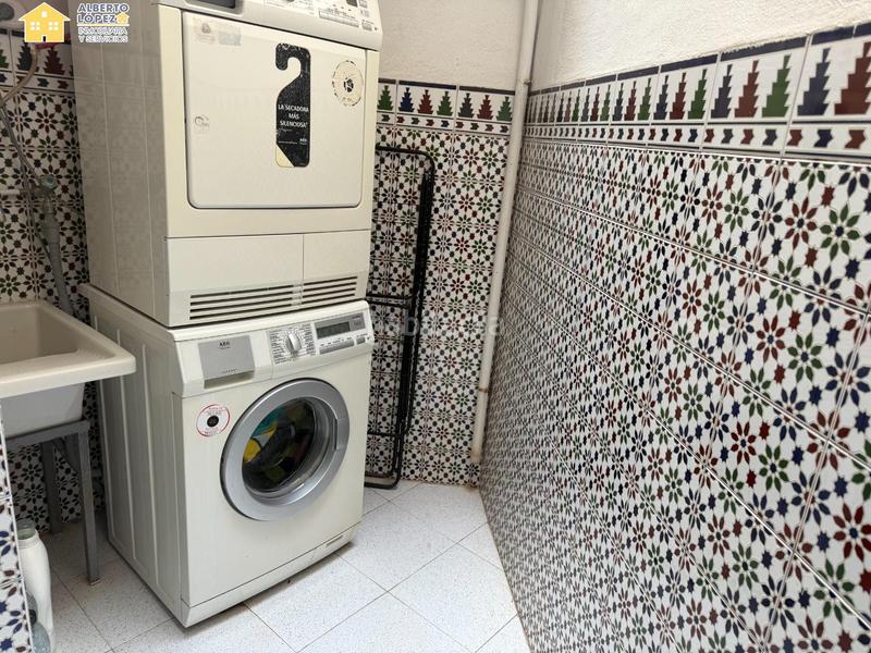 Foto 45b7dc29-ef0a-4bb9-8688-08866731e1dc. Rent duplex with pool in Los Arenales del Sol Elche / Elx