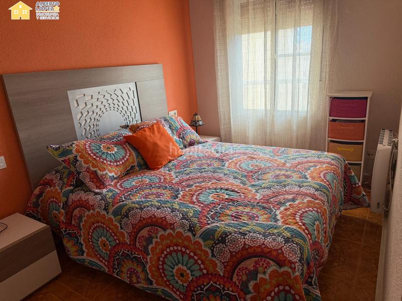 Foto a45b8f8f-4d44-43fb-bedc-4b3af2dbb104. Rent duplex with pool in Los Arenales del Sol Elche / Elx