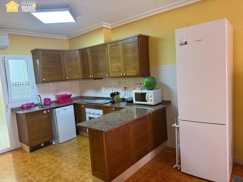 Foto eb2edd6d-1911-4052-b19b-a911eb22b127. Rent duplex with pool in Los Arenales del Sol Elche / Elx
