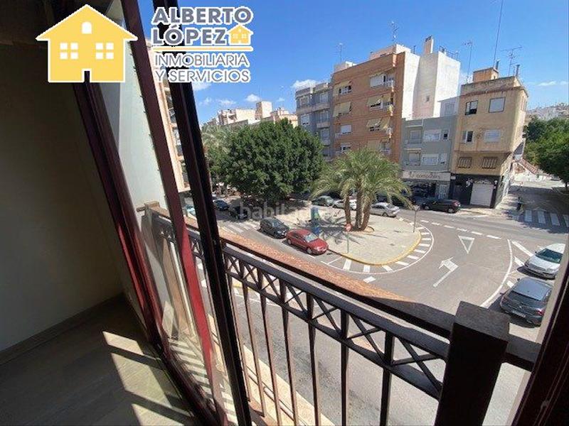 Foto 2b22b3dc-1f7d-4cb1-b175-c311bc8d2575. Lloguer pis amb calefacció a Plaza Crevillente - Antiguos Juzgados - El Asilo Elche / Elx
